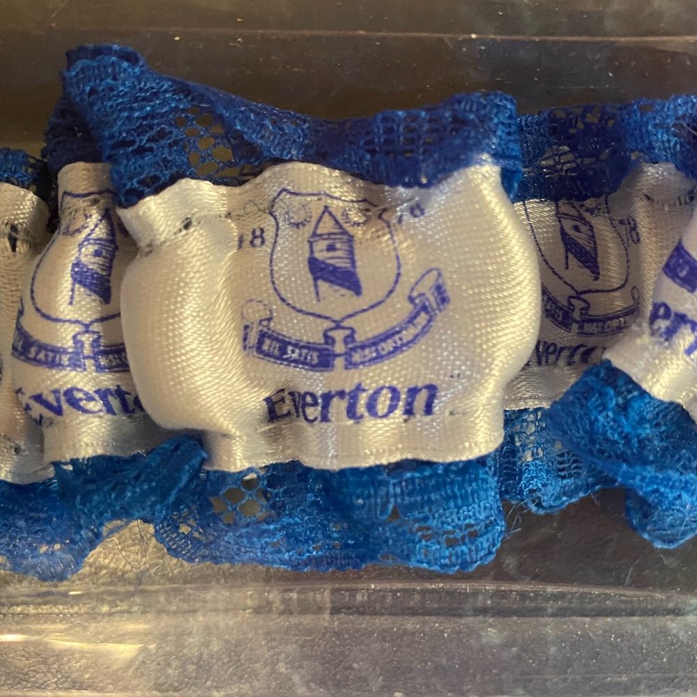 Everton Football Club Women's Garter Belt - Picture 2 of 2